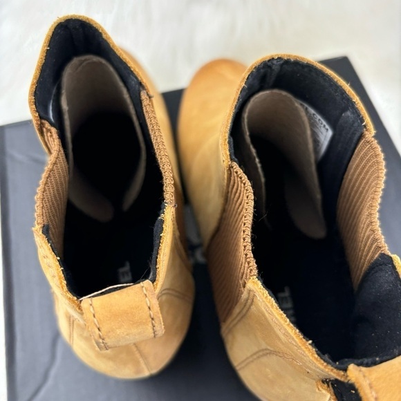 SOREL JOAN OF ARCTIC WEDGE CHELSEA ANKLE BOOTIES - Picture 4 of 9